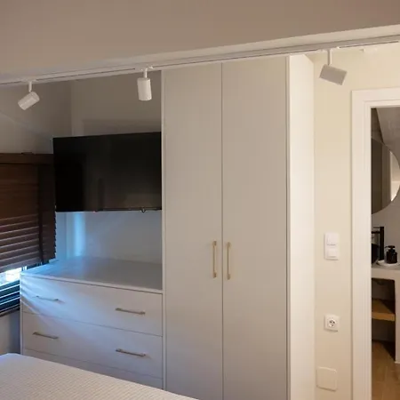 Kla By Project 86 Ike * Nikiana