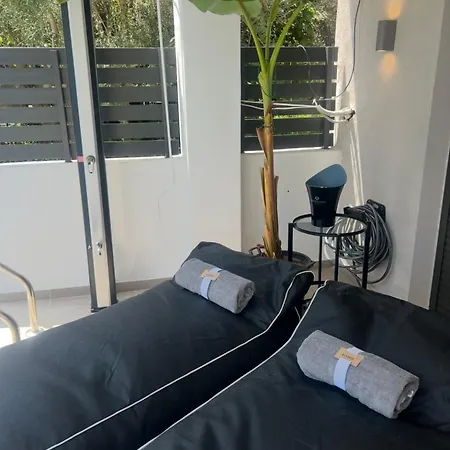 Kla Luxury Boutique By Westbooking Gr Apartman Nikiána
