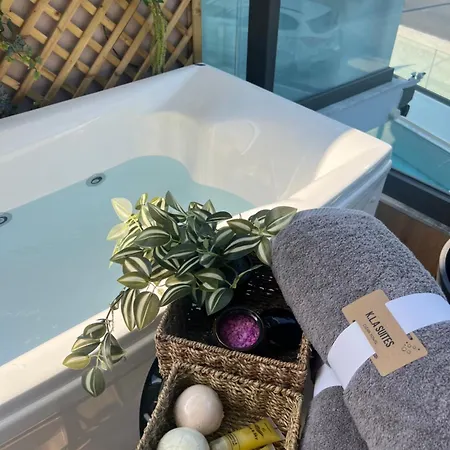 Kla By Project 86 Ike * نِكيانا