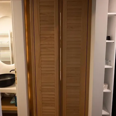 Kla By Project 86 Ike نِكيانا