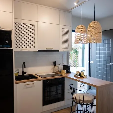 Kla By Project 86 Ike * نِكيانا