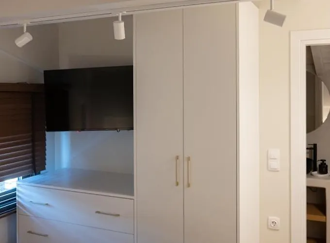 Kla By Project 86 Ike * Nikiana